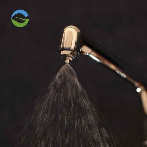 Umbrella flow pattern nozzle